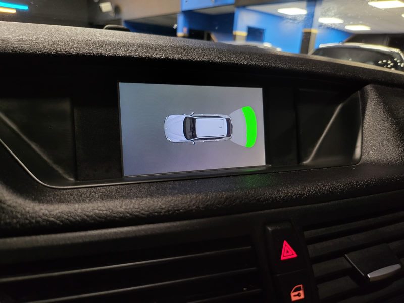 BMW X1 2.0 184CV XDRIVE EXECUTIVE / RADAR ARRIERE / SIEGES CHAUFFANT / REGULATEUR