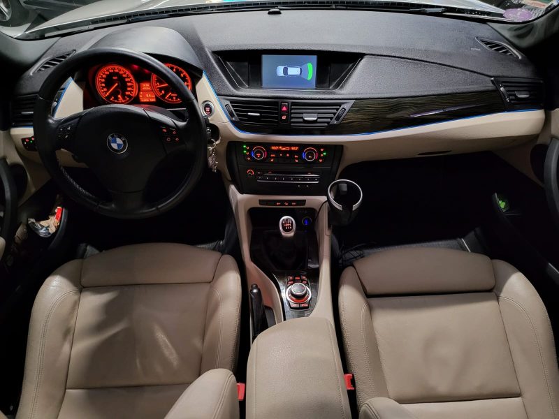 BMW X1 2.0 184CV XDRIVE EXECUTIVE / RADAR ARRIERE / SIEGES CHAUFFANT / REGULATEUR