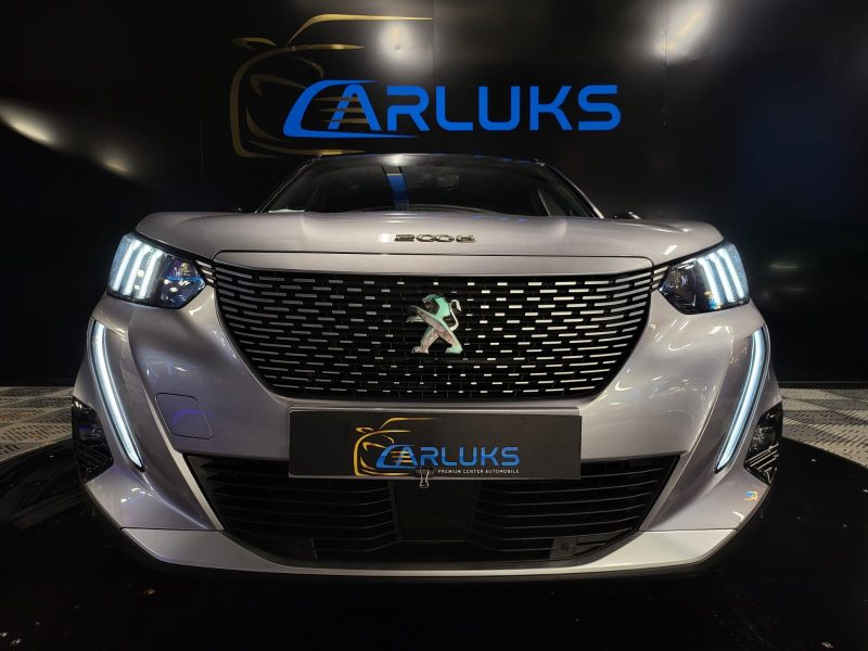 PEUGEOT 2008 E-2008 136cv GT / CARPLAY+CAMERA+LUMIERE D'AMBIANCE/