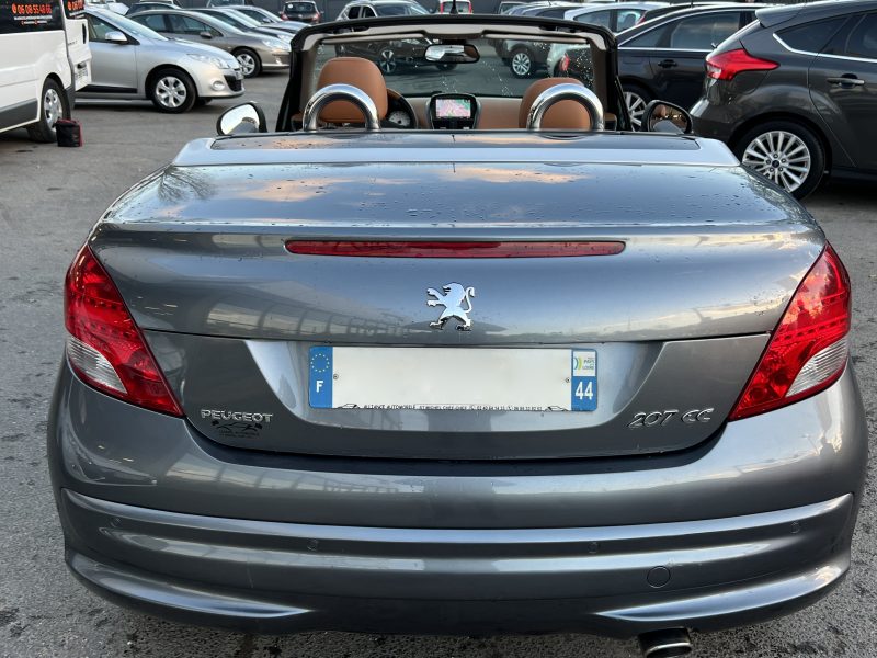 PEUGEOT 207 CC PHASE 2 Finition FELINE 1.6 VTI 120 Cv 72 700 Kms BOITE AUTO CUIR GPS - GARANTIE 1 AN