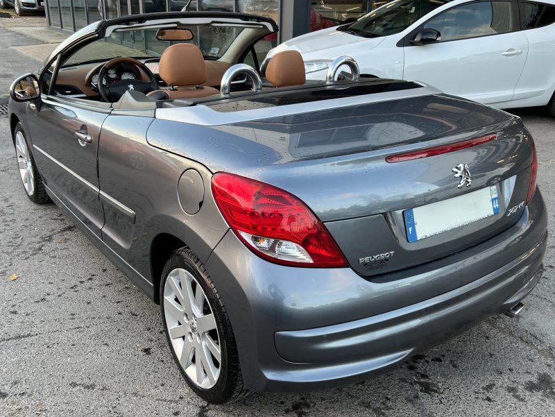 PEUGEOT 207 CC PHASE 2 Finition FELINE 1.6 VTI 120 Cv 72 700 Kms BOITE AUTO CUIR GPS - GARANTIE 1 AN