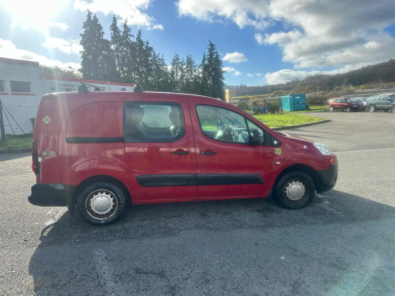 PEUGEOT PARTNER Camionnette/Monospace 2010