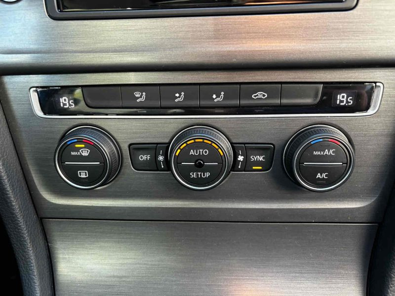 VOLKSWAGEN GOLF VII 2013