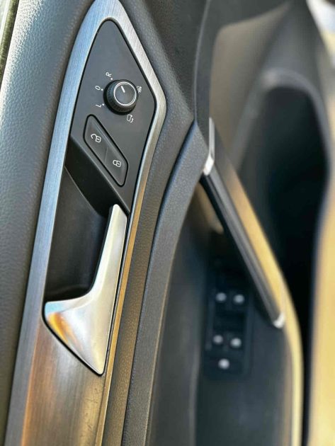 VOLKSWAGEN GOLF VII 2013