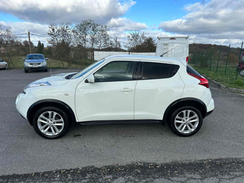 NISSAN JUKE 2012