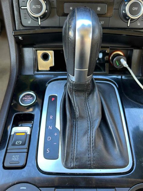 VOLKSWAGEN TOUAREG 2010