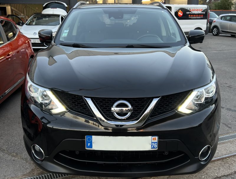NISSAN QASHQAI II N-CONNECTA 1.6 DCI 130 TOIT PANORAMIQUE GPS BLUETOOTH REGULATEUR - GARANTIE 1 AN