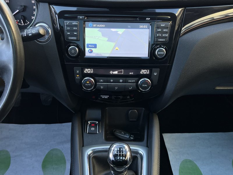 NISSAN QASHQAI II N-CONNECTA 1.6 DCI 130 TOIT PANORAMIQUE GPS BLUETOOTH REGULATEUR - GARANTIE 1 AN