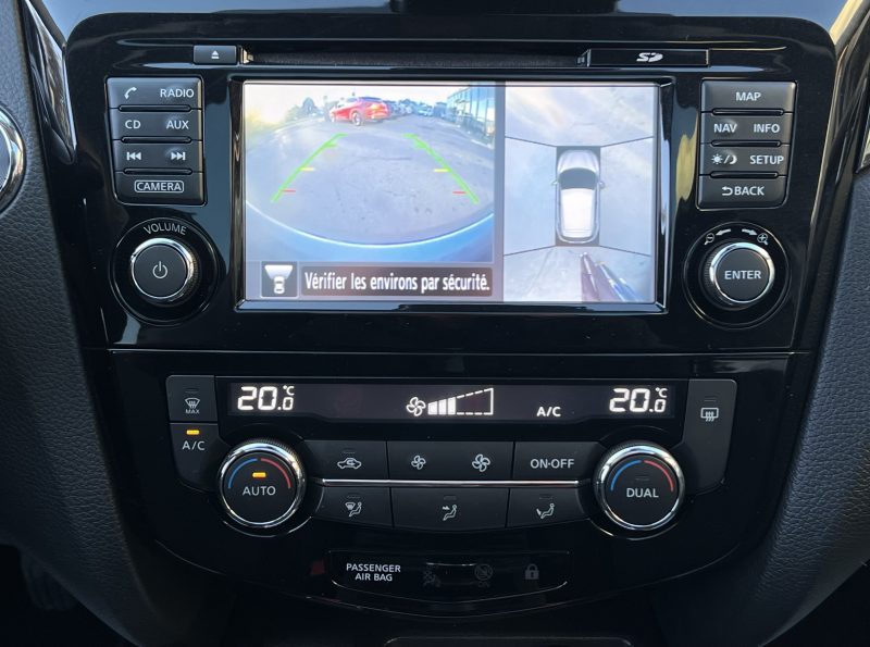 NISSAN QASHQAI II N-CONNECTA 1.6 DCI 130 TOIT PANORAMIQUE GPS BLUETOOTH REGULATEUR - GARANTIE 1 AN