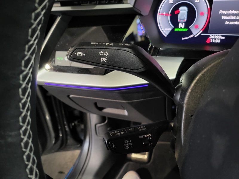 AUDI A3 SPORTBACK 35 TDI 150cv S-Line S-Tronic7 // APPLE CARPLAY/TOIT OUVRANT/CAMERA DE RECUL