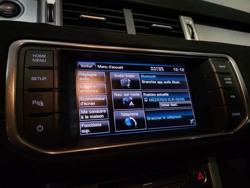 LAND ROVER RANGE ROVER EVOQUE 2.2 SD4 190cv Dynamic BVA // TOIT PANORAMIQUE/SIEGES CHAUFFANT/CAMERA 