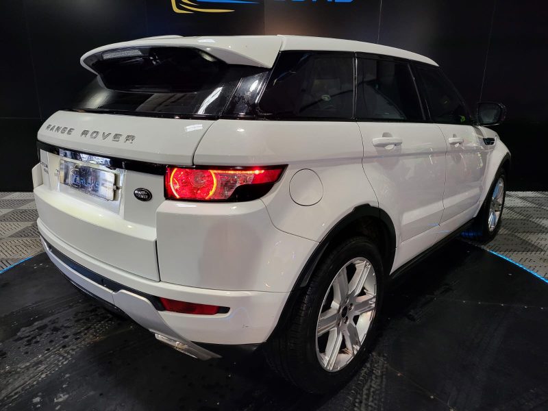 LAND ROVER RANGE ROVER EVOQUE 2.2 SD4 190cv Dynamic BVA // TOIT PANORAMIQUE/SIEGES CHAUFFANT/CAMERA 