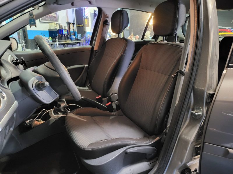 1.5 dCi 75cv / REGULATEUR / CLIM