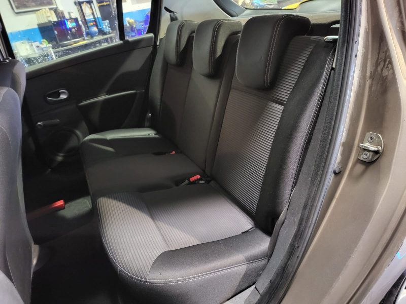 1.5 dCi 75cv / REGULATEUR / CLIM