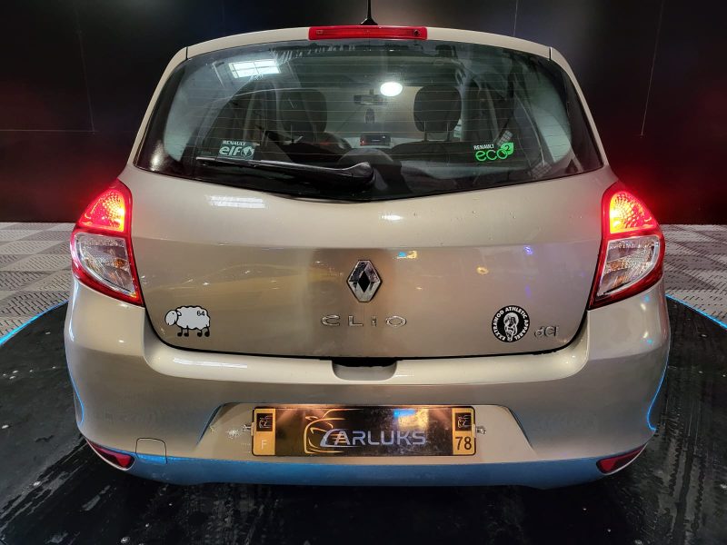 1.5 dCi 75cv / REGULATEUR / CLIM