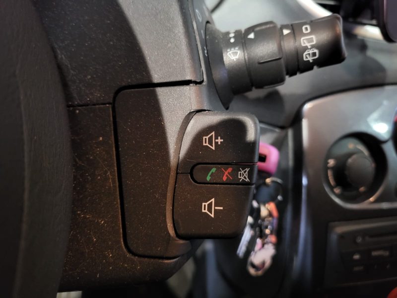 1.5 dCi 75cv / REGULATEUR / CLIM