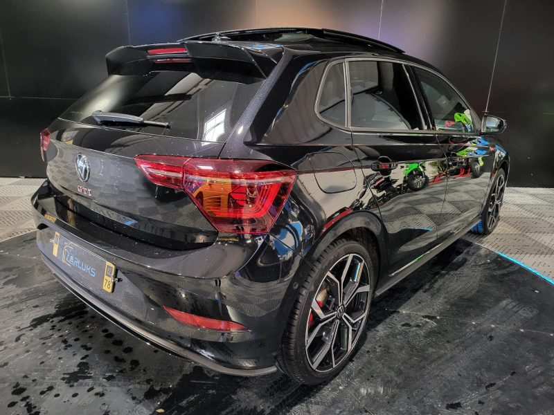 GTI 2.0 TSI DSG7 207 cv TOIT OUVRANT / CARPLAY / CAMERA