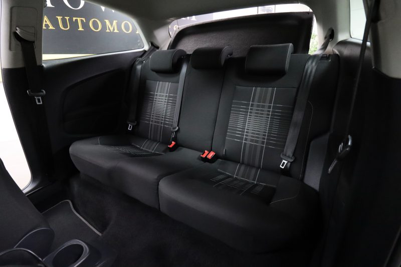 VOLKSWAGEN POLO V 2015