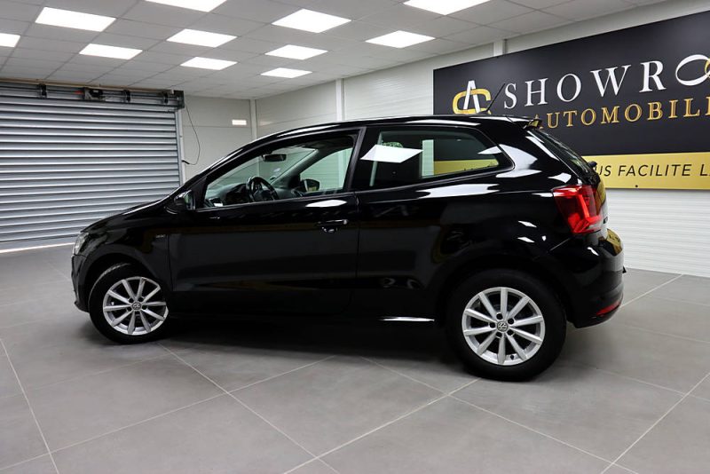 VOLKSWAGEN POLO V 2015