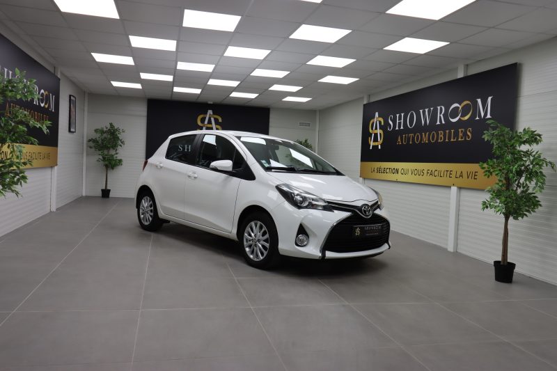 TOYOTA YARIS 2015