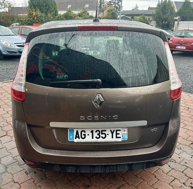 RENAULT SCENIC III 2009