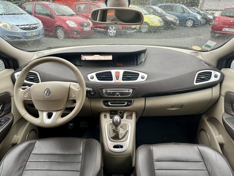 RENAULT SCENIC III 2009