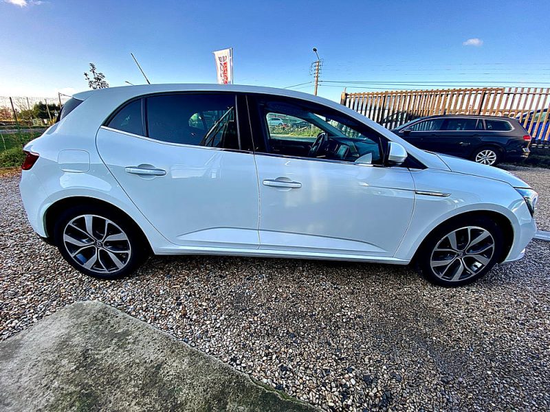 RENAULT MEGANE IV INTENSE 2017