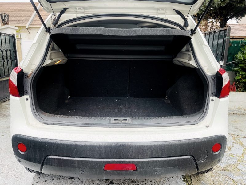 NISSAN QASHQAI  2012