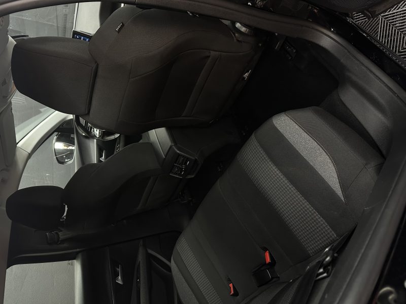 PEUGEOT 3008 SUV 2020