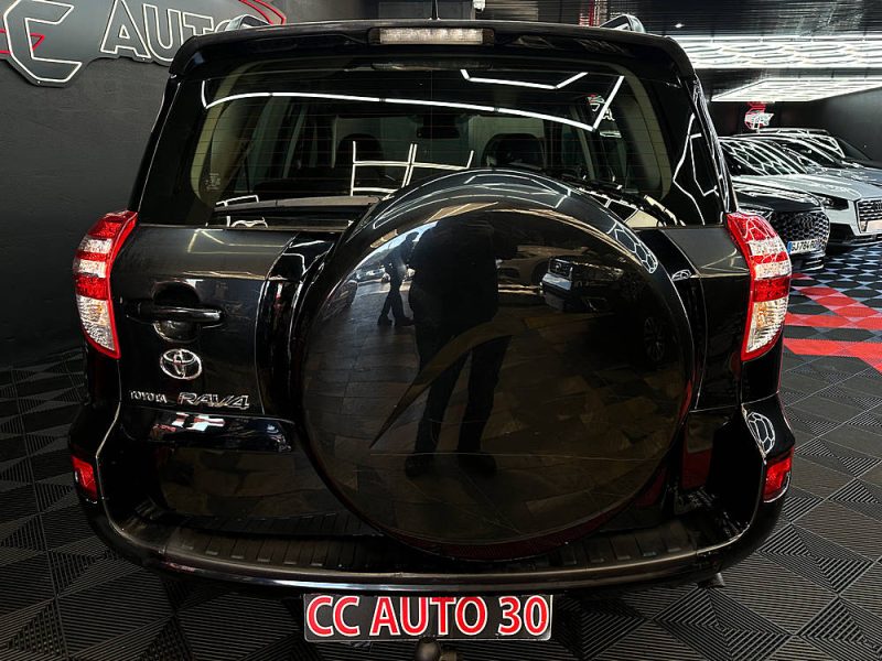 TOYOTA RAV 4 III 2010