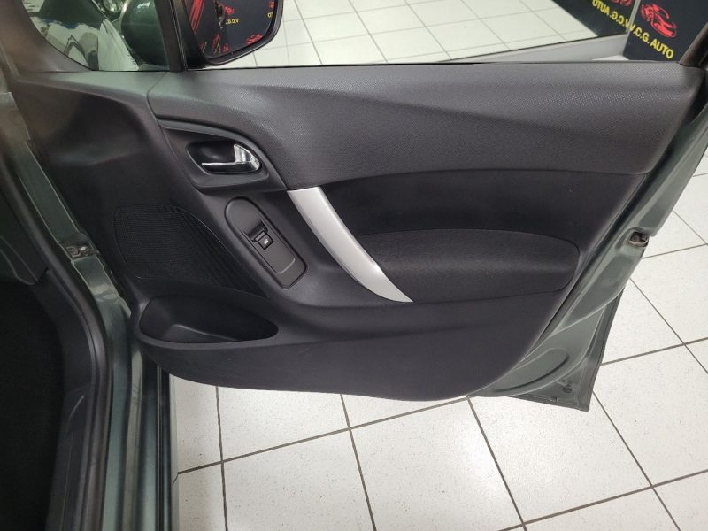 CITROEN C3 II 1.4i 75 Airdream