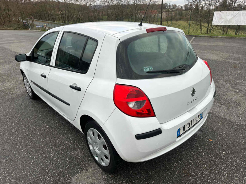 RENAULT CLIO undefined