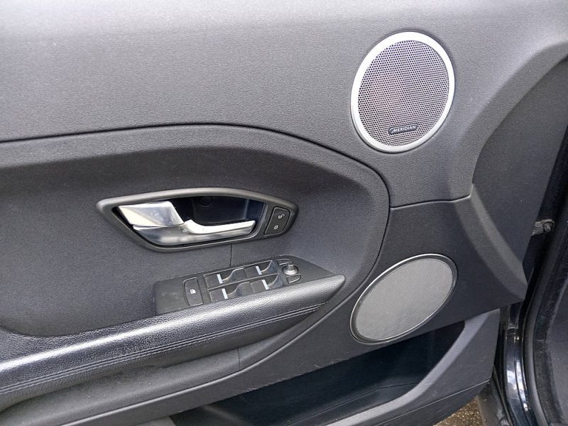 LAND ROVER RANGE ROVER EVOQUE 2011