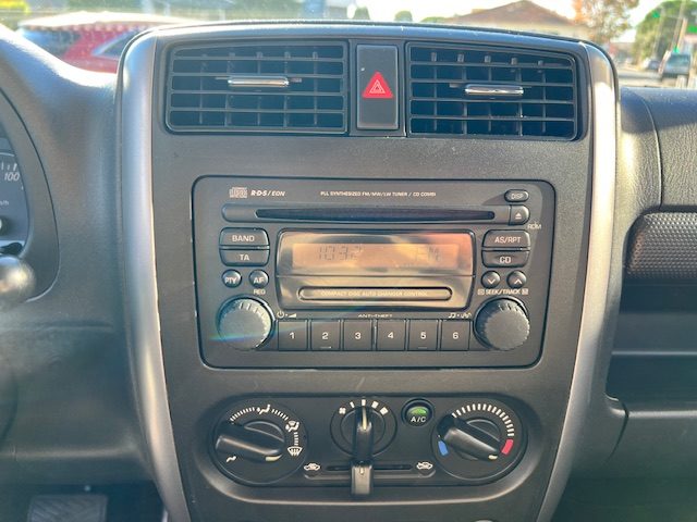 Suzuki Jimny 1.3 VVT 85 ch JLX Boite Automatique 4x4