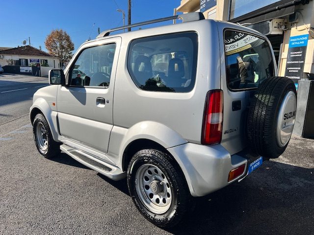 Suzuki Jimny 1.3 VVT 85 ch JLX Boite Automatique 4x4
