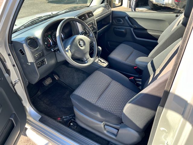 Suzuki Jimny 1.3 VVT 85 ch JLX Boite Automatique 4x4