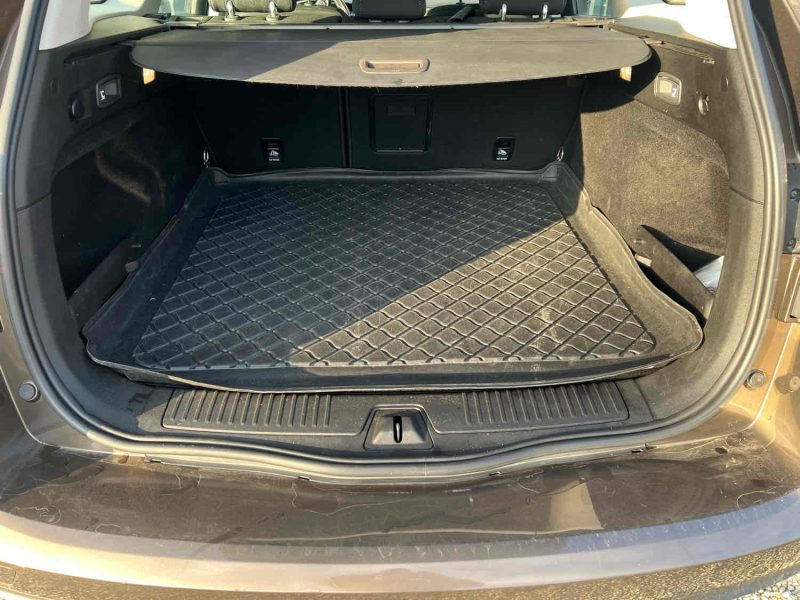 RENAULT TALISMAN Grandtour 2017