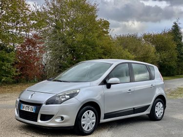 Renault Scenic 3 1.5 DCI 95 FAP ÉCO 2 AUTHENTIQUE GARANTIE 6 MOIS 