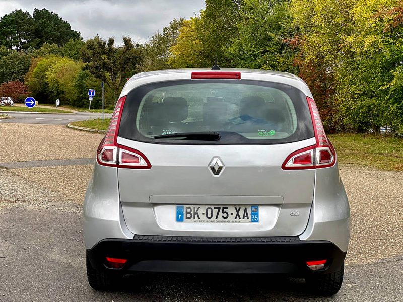 Renault Scenic 3 1.5 DCI 95 FAP ÉCO 2 AUTHENTIQUE GARANTIE 6 MOIS 