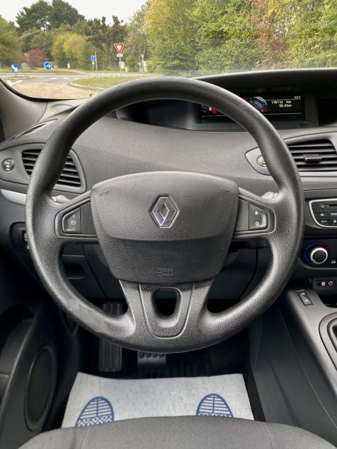 Renault Scenic 3 1.5 DCI 95 FAP ÉCO 2 AUTHENTIQUE GARANTIE 6 MOIS 