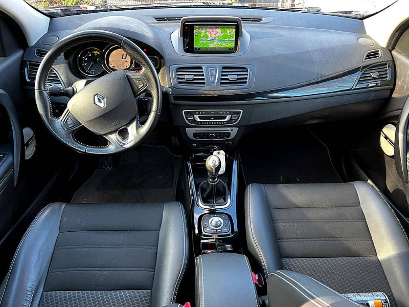 RENAULT MEGANE III Grandtour 2015