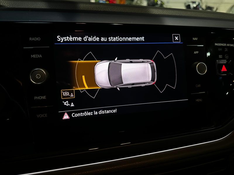 VOLKSWAGEN POLO VI 1.0 MPi 80cv Confortline 1ère Main // APPLE CARPLAY/RADAR-AV-AR/CHARGEUR A INDUCT