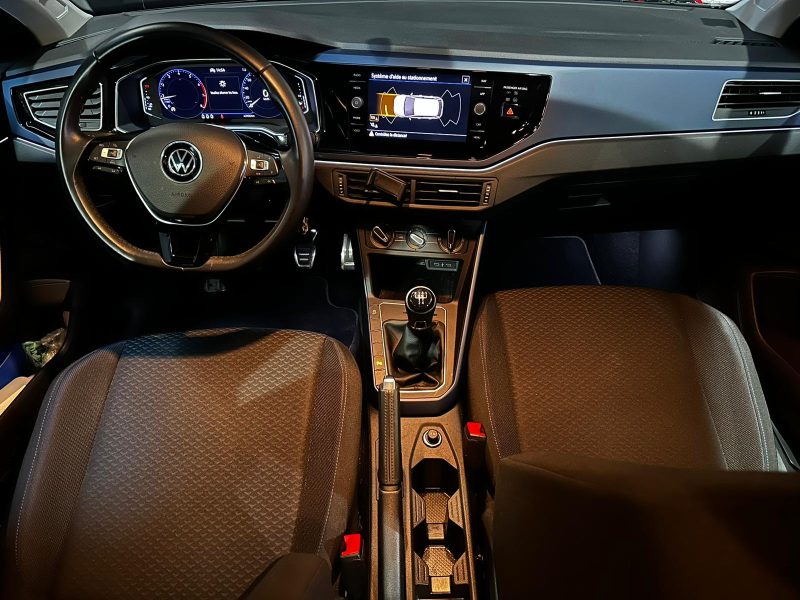 VOLKSWAGEN POLO VI 1.0 MPi 80cv Confortline 1ère Main // APPLE CARPLAY/RADAR-AV-AR/CHARGEUR A INDUCT