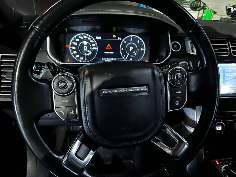 LAND ROVER RANGE ROVER 4.4 SDV8 340cv LWB Vogue // TOIT OUVRANT/VOLANTCHAUFFANT/CAMERA 360°