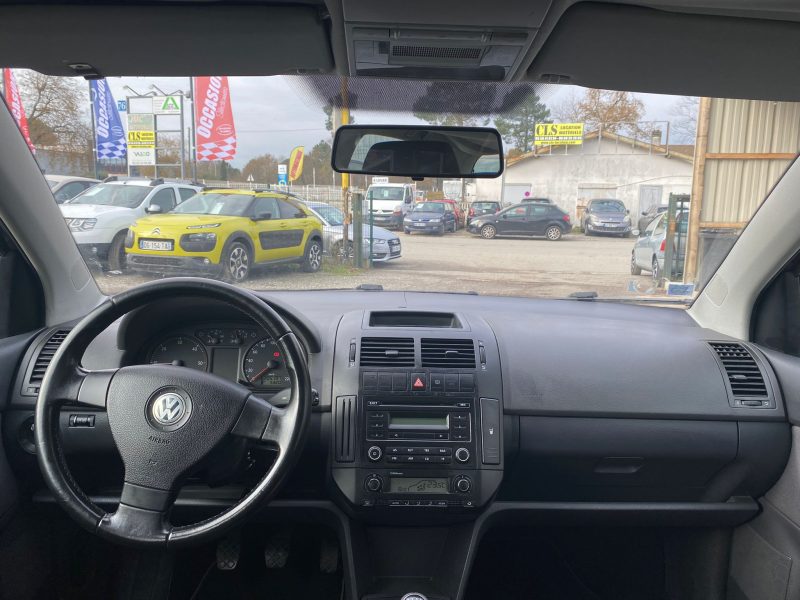 VOLKSWAGEN POLO 2008