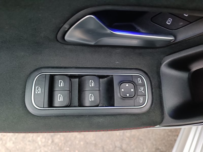 MERCEDES CLASSE A200 163 cv 7G-DCT AMG LINE