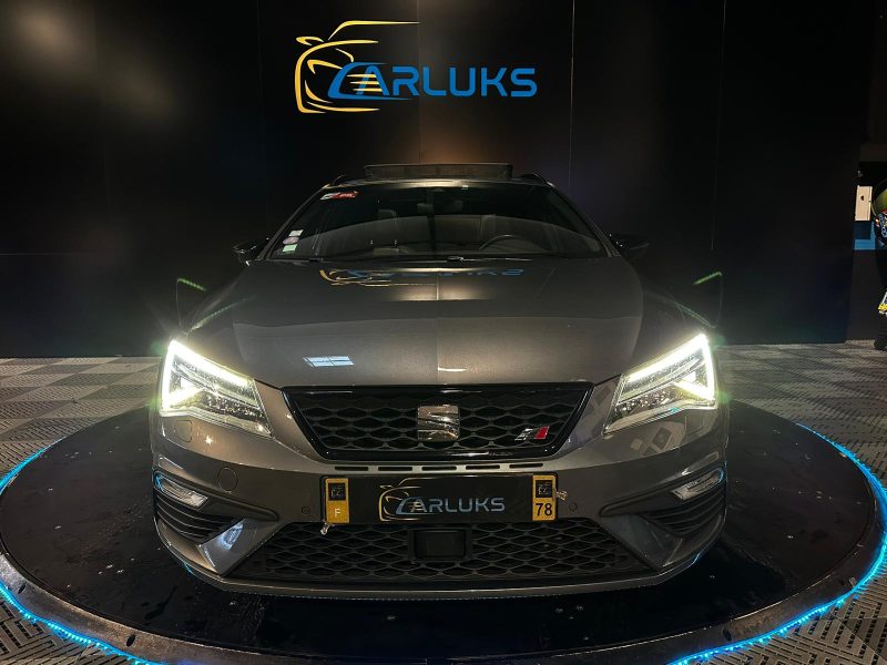 SEAT LEON ST 2.0 Cupra 4Drive 300cv , Toit ouvrant , Caméra , Siege chauffants éléctrique