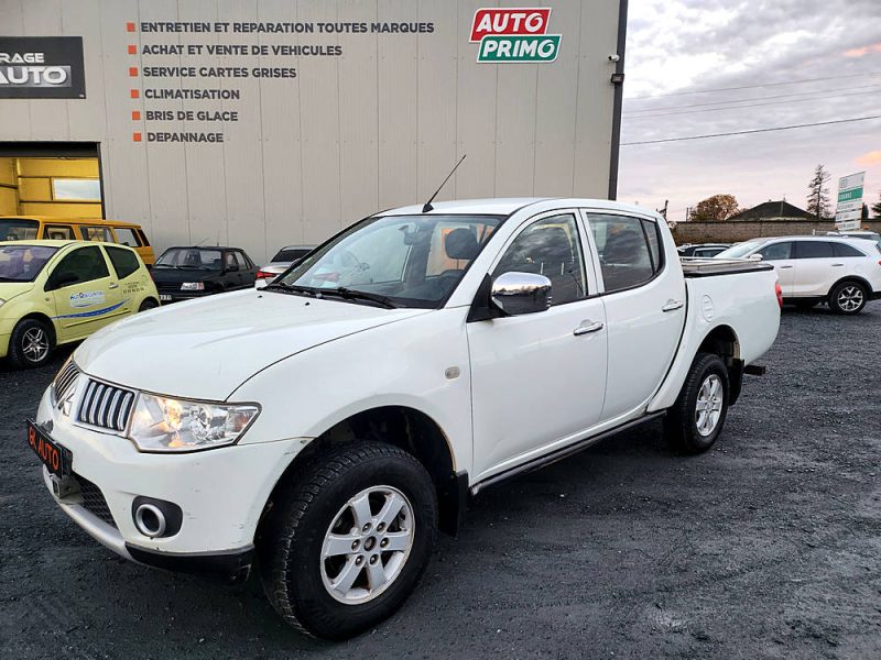MITSUBISHI L200 double cabine 136cv 2011 92000 km 
