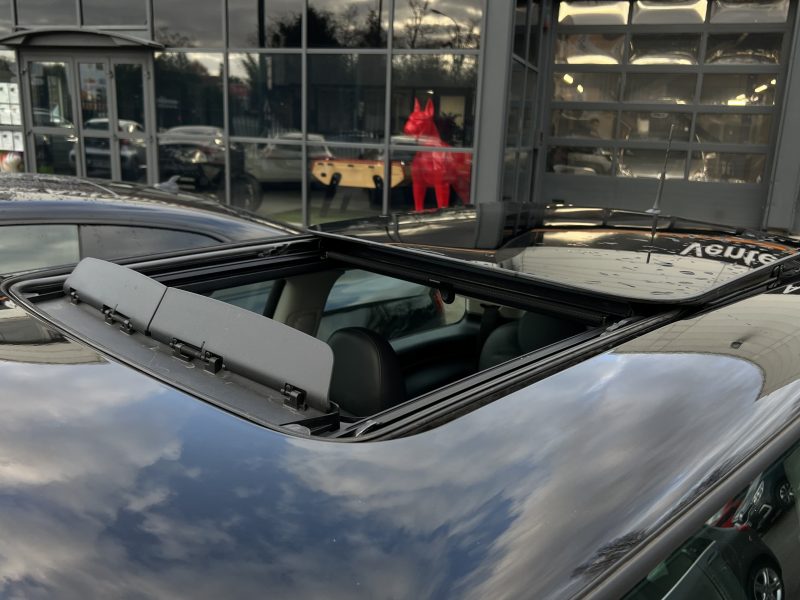 MINI MINI OOPER R50 1.6 115 Cv 33 100 Kms INTERIEUR CUIR / ORIGINE FRANCE - GARANTIE 1 AN 