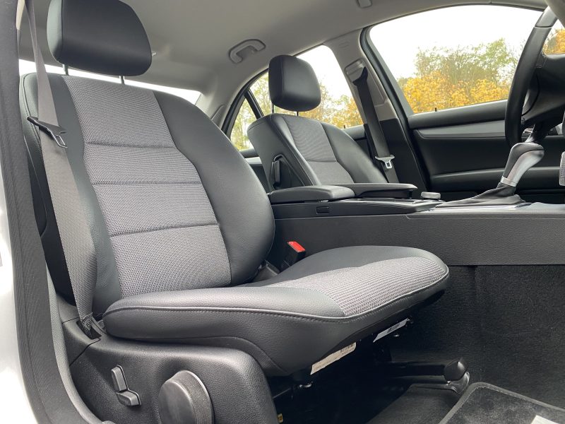 MERCEDES CLASSE C III 250 CGI 1.8 204 Cv BVA7 TOIT OUVRANT GPS ETHANOL 60 600 Kms - GARANTIE 1 AN